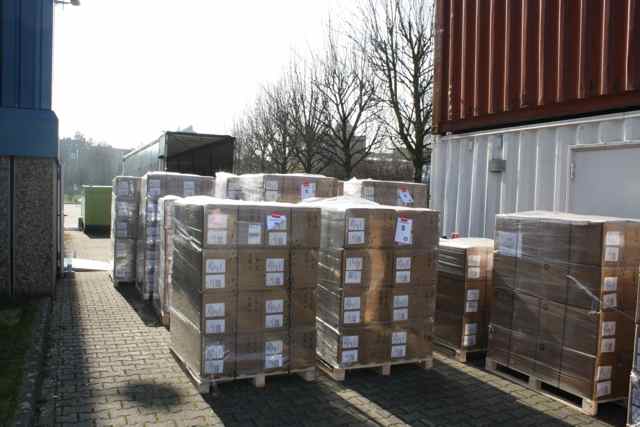 Unloaded delivery HP server